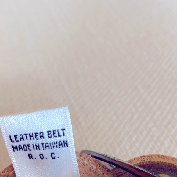 Arrivanto Vintage Brown Leather Brown Belt Medium With Golden Buckle For Ladies - Picture 7 of 10